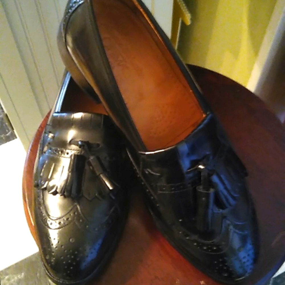 Johnson and Murphy Men's Tassel Loafers 9.5D